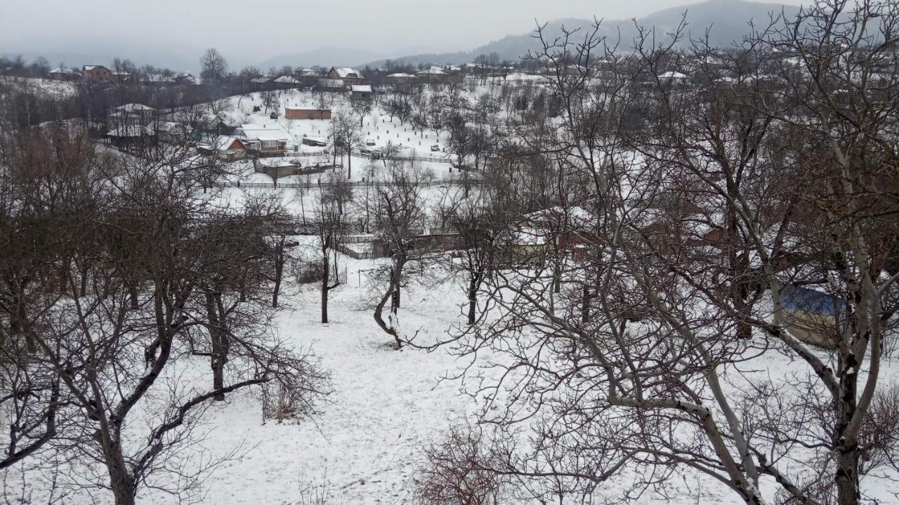 Bat'Kivska Hata Stari Kuty Экстерьер фото